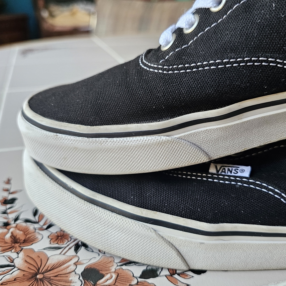 Vans Era Black Canvas Skate Shoes Men’s 8.5 Classic Streetwear Sneakers - Picture 12 of 16